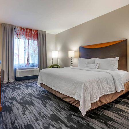 Fairfield Inn And Suites Holiday Tarpon Springs Экстерьер фото