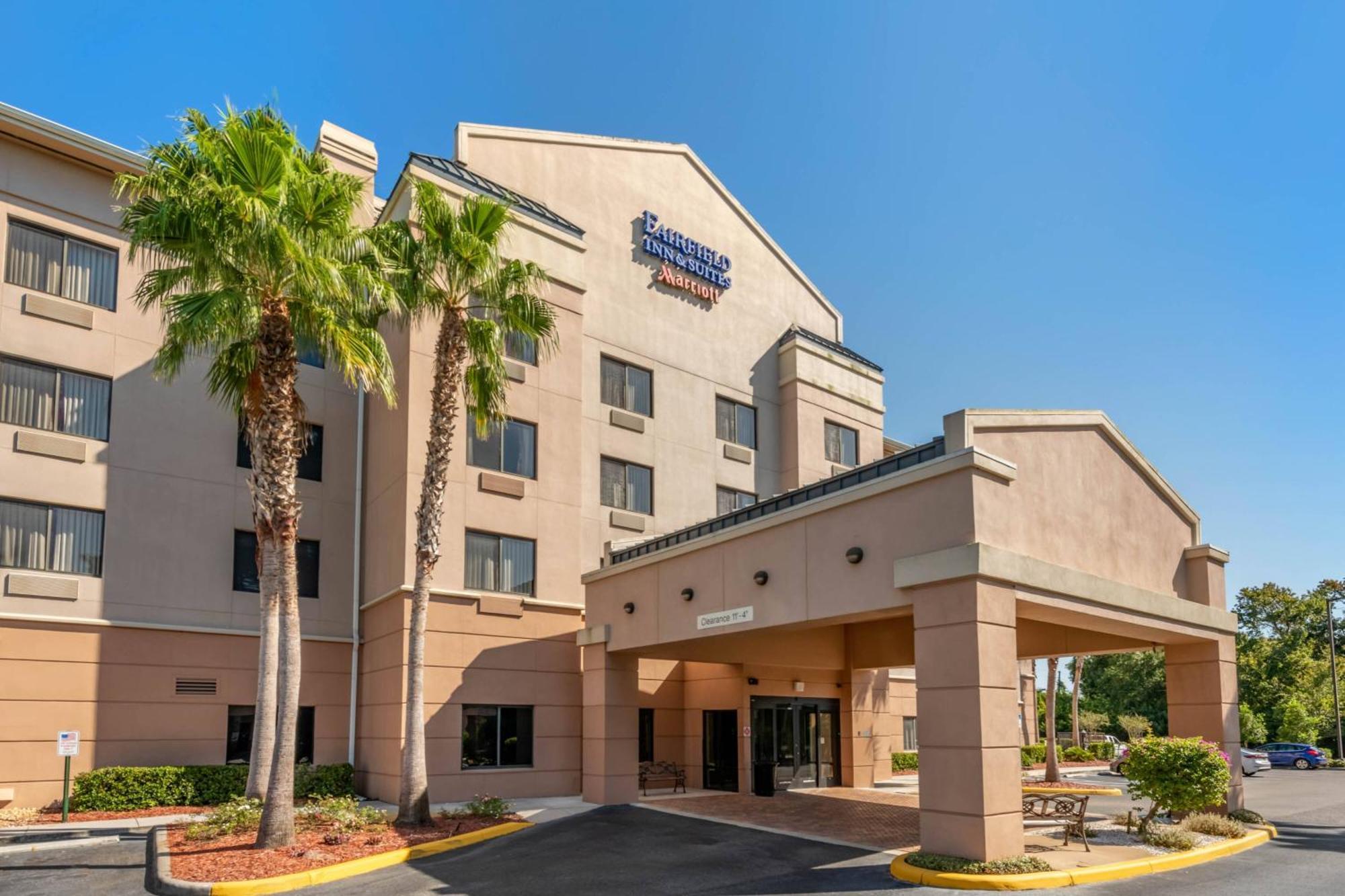 Fairfield Inn And Suites Holiday Tarpon Springs Экстерьер фото