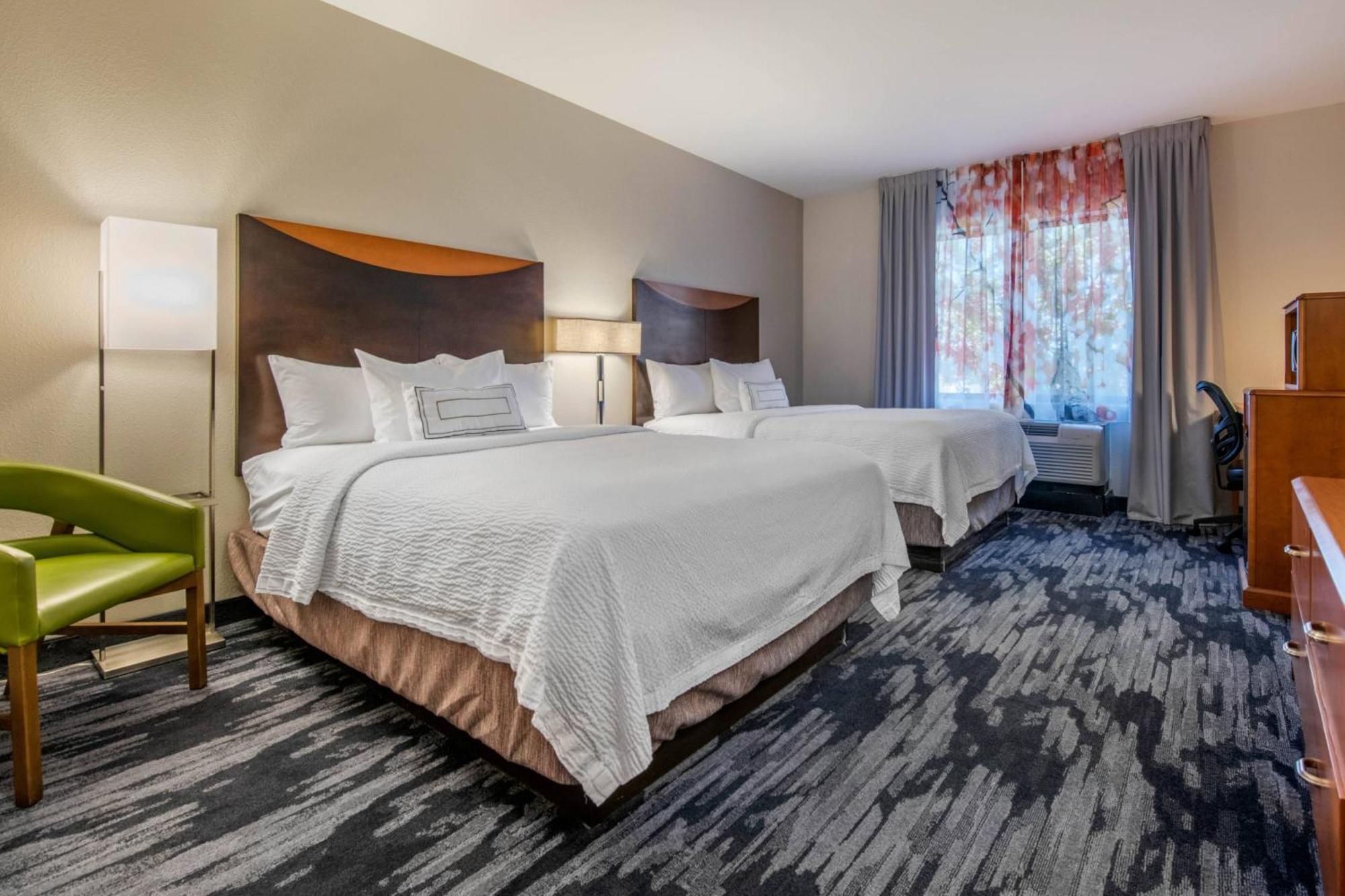 Fairfield Inn And Suites Holiday Tarpon Springs Экстерьер фото